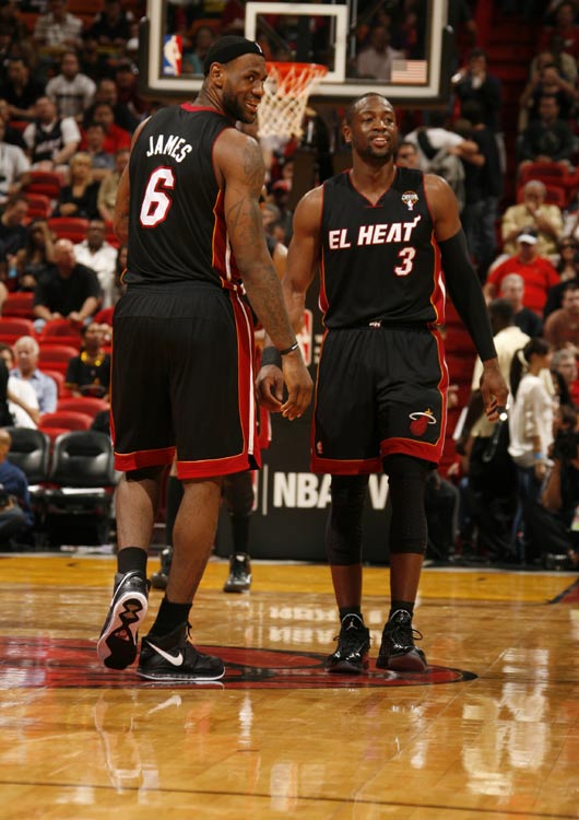 球员工会应 球员工会应